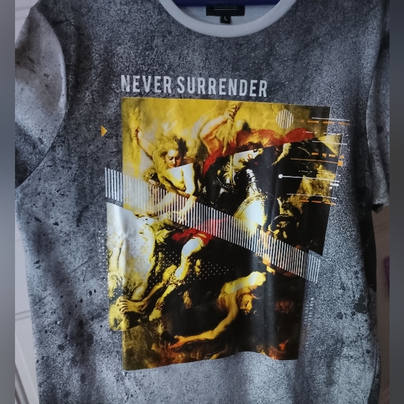 Rise As 1ne shirt - Picture 2 of 4